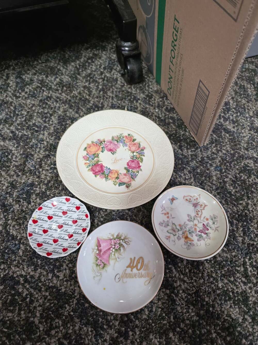 Avon A Bouquet Of Love 1987 Porcelain Plate